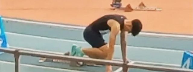 Στίβος: Με στο “δεξί” στους αγώνες του “κλειστού” της Παιανίας!!